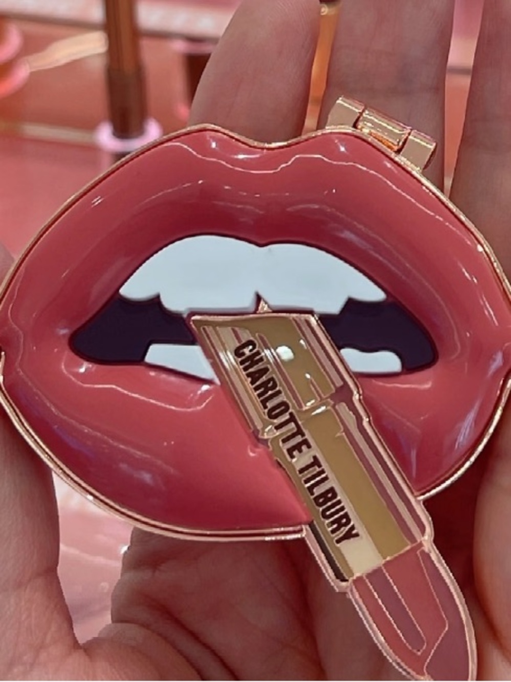 Charlotte Tilbury Pink Lip Compact Mirror phone holder
